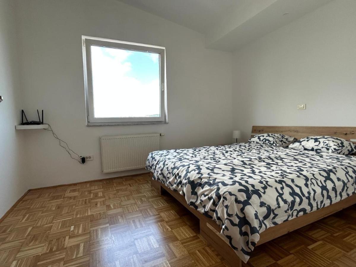 Apartma Lunca 3 Любляна Екстериор снимка